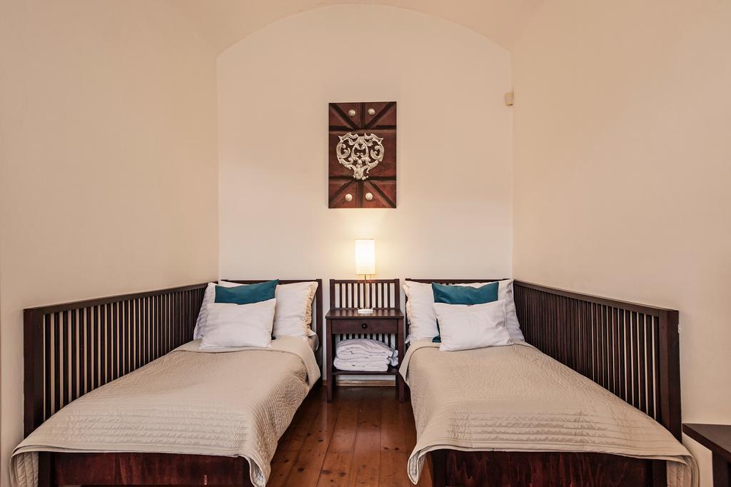 Hotel Domus Henrici Praga Esterno foto