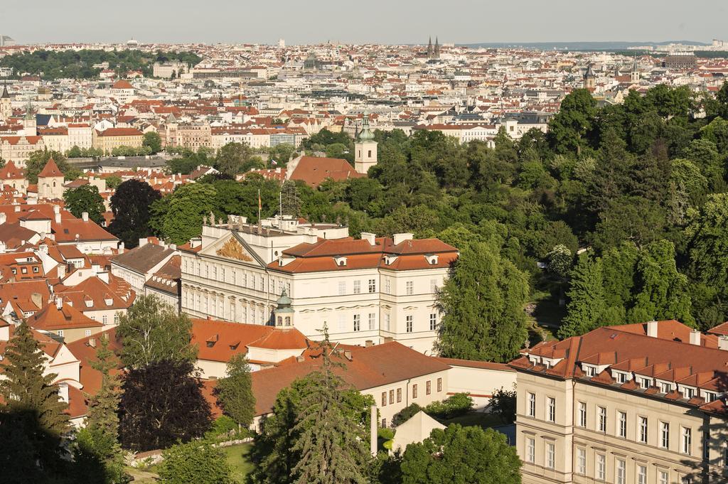 Hotel Domus Henrici Praga Esterno foto