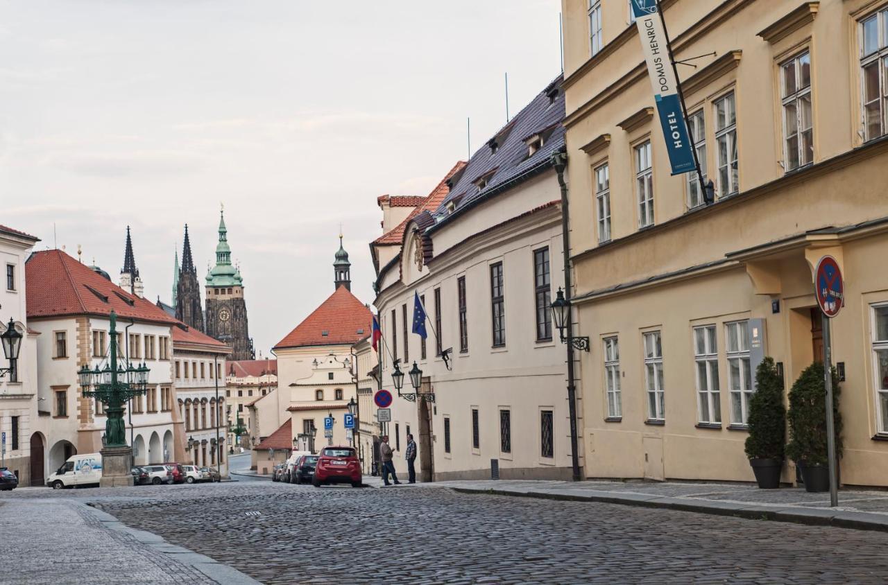 Hotel Domus Henrici Praga Esterno foto