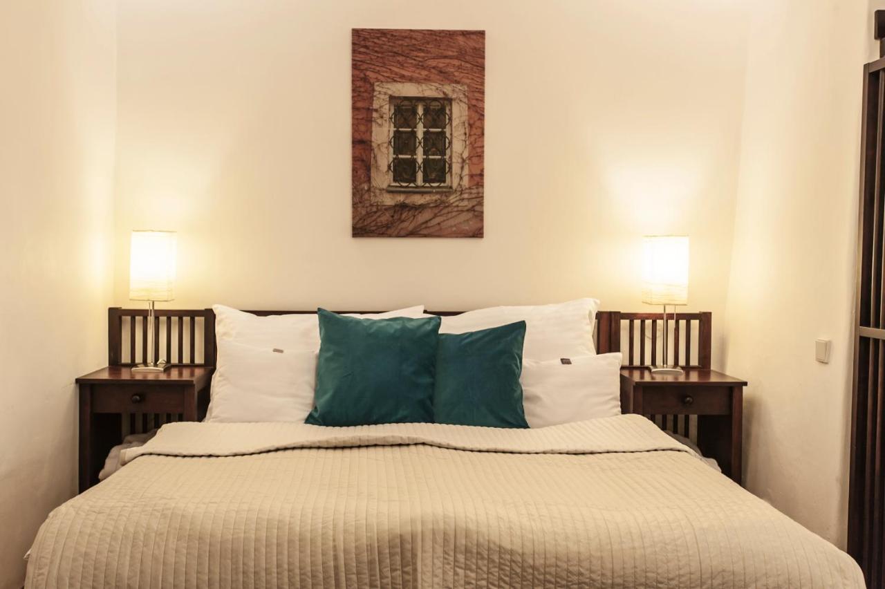Hotel Domus Henrici Praga Esterno foto
