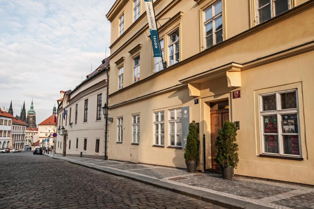 Hotel Domus Henrici Praga Esterno foto